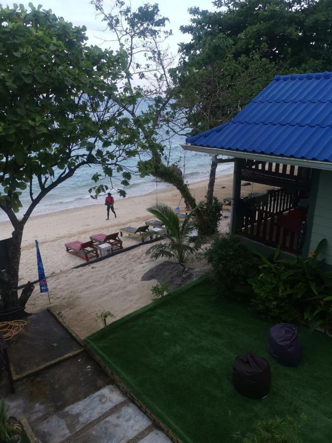 Perhentian Chomel Chalet Kampong Pasir Hantu Exterior foto