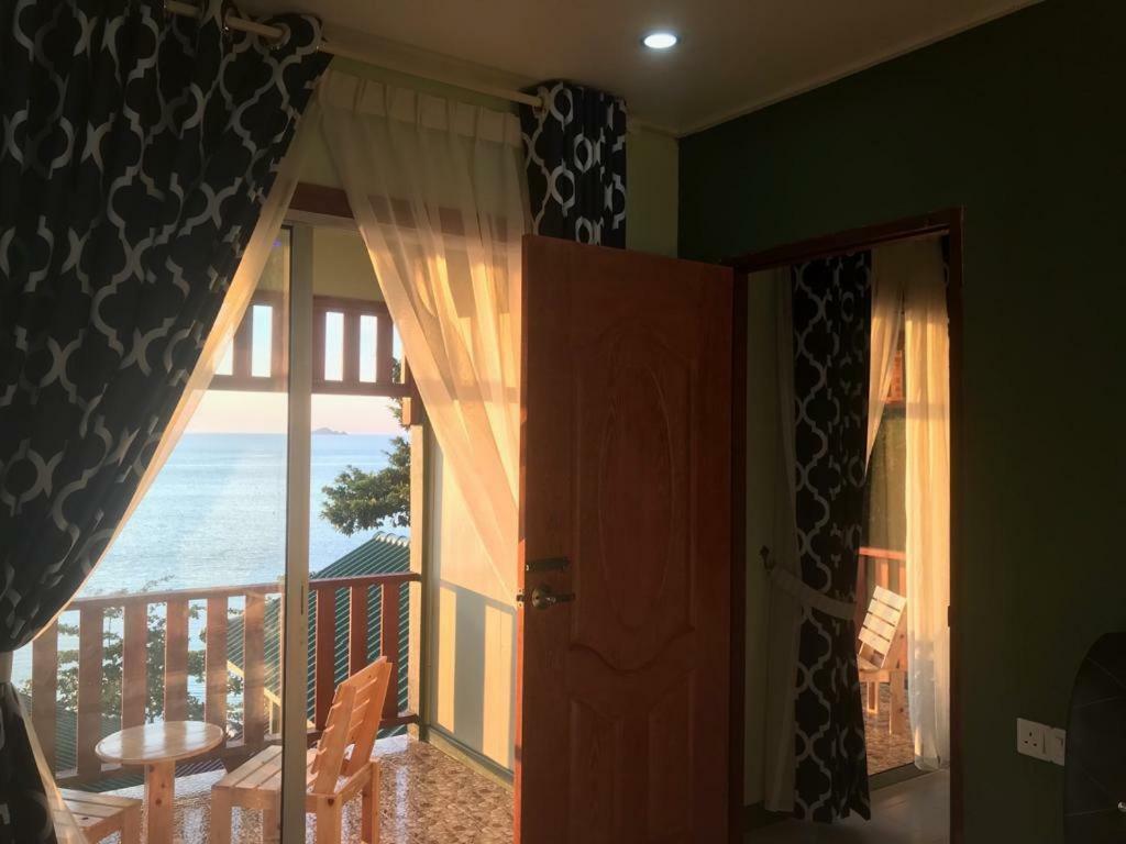 Perhentian Chomel Chalet Kampong Pasir Hantu Exterior foto