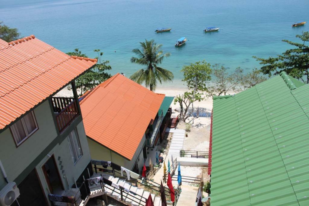 Perhentian Chomel Chalet Kampong Pasir Hantu Exterior foto
