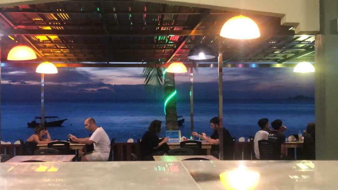 Perhentian Chomel Chalet Kampong Pasir Hantu Exterior foto