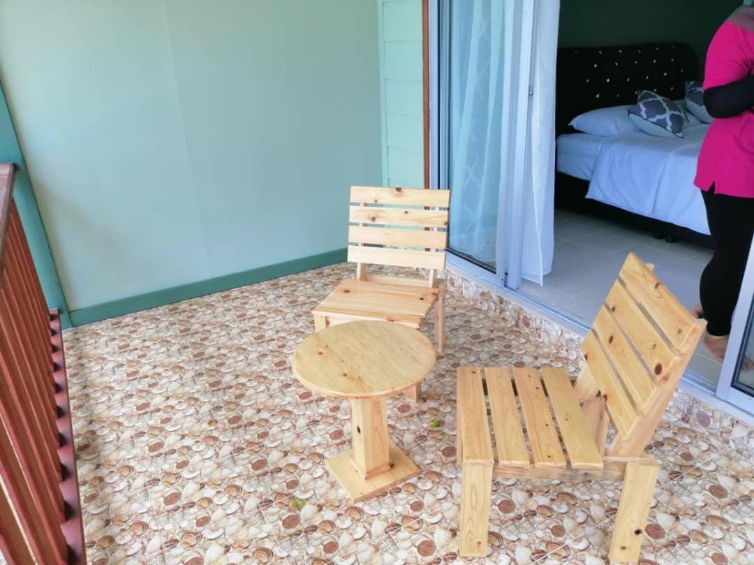 Perhentian Chomel Chalet Kampong Pasir Hantu Exterior foto